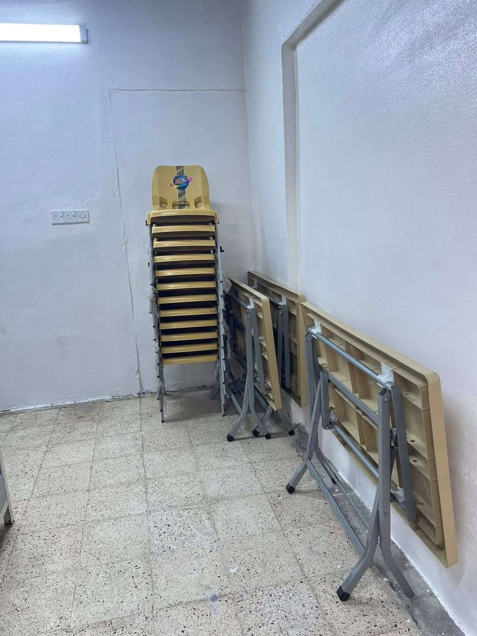 اغراض مطعم للبيع
للأستفسار ***********
