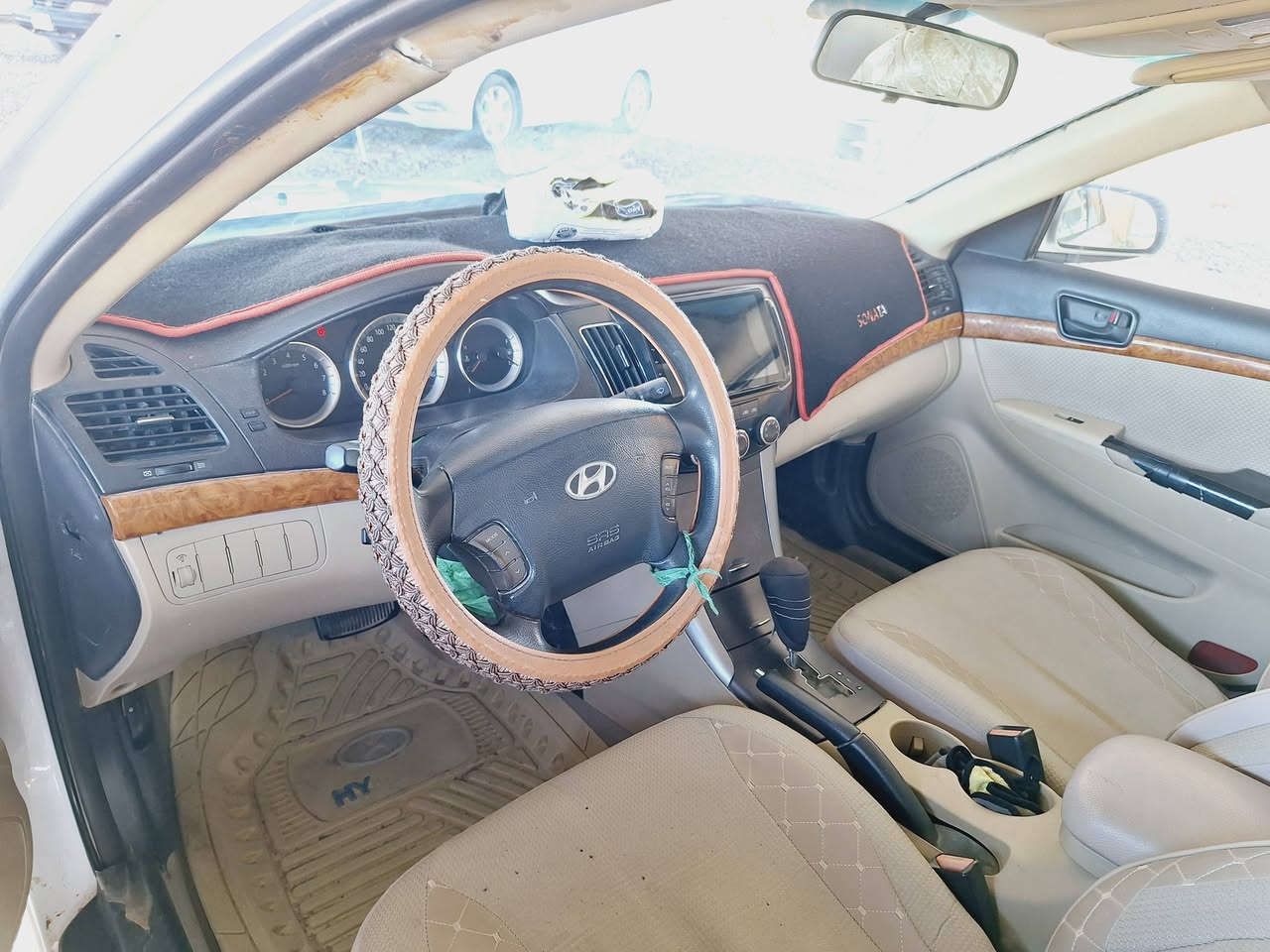 سوناتا خليجي فول مواصفات ٢٠١١ صبغ عام بدون حادث بدون دواخل بدون كص سيارة جاهزة السعر ١٠٥ وبي مجال للشراي المكان واسط قضاء الزبيدية *********** ***********
