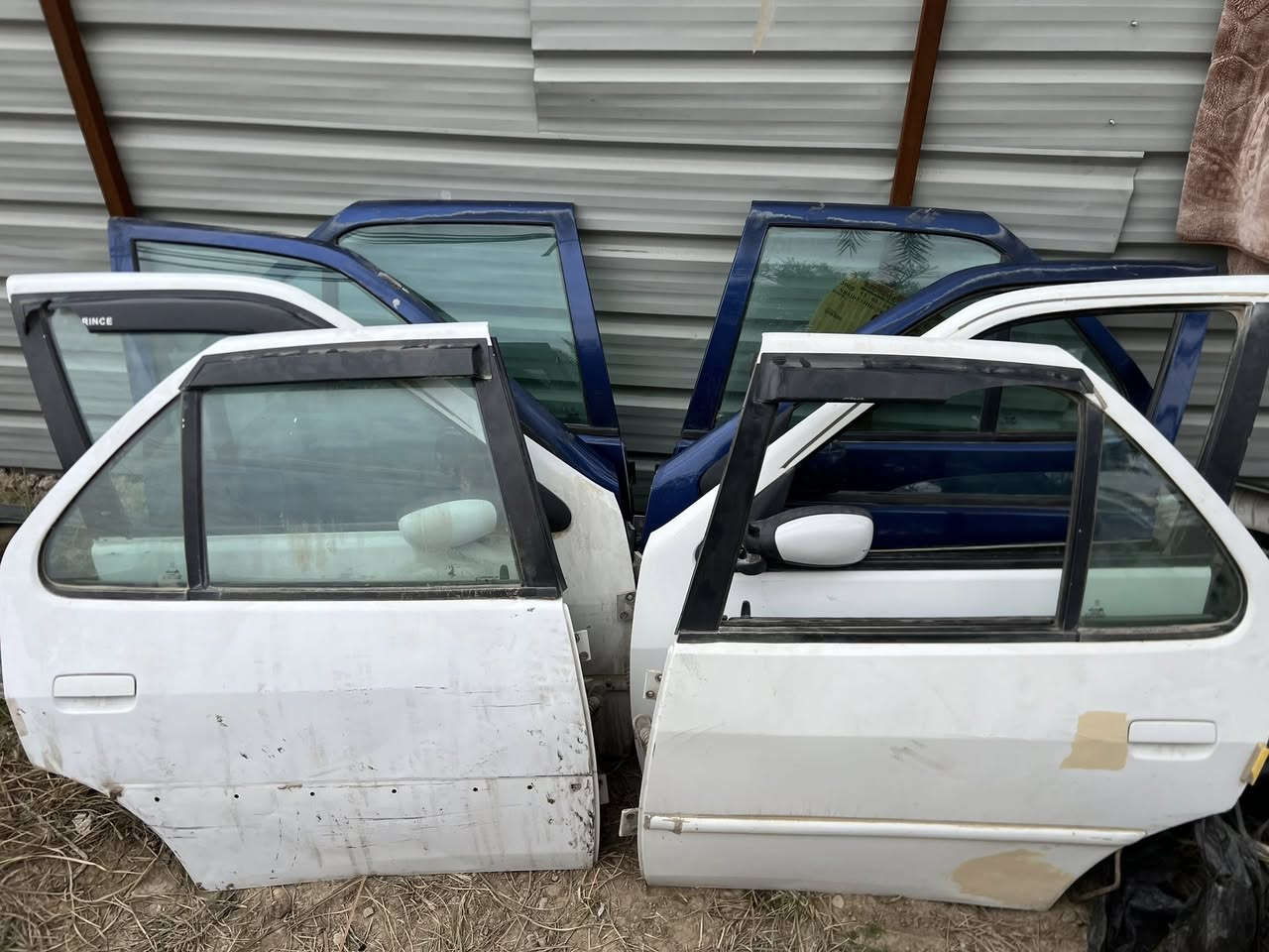 السلام عليكم ادوات بيجو 306 انسب الاسعار كل حاجه خصم بيها تدللون كل حاجه عليها تريد توصيل موجود حسب حجم حاجه وشرط الفحص كدامك اله تستلم الطلب  مكاني بغداد ناحيه الرشيد 
الاتصال او الحجز واتساب موجود ***********
