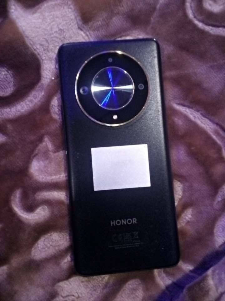 متاح السعر 250 شرط ما مفتوح ولا بي كسر


**إذا كنت صاحب هذا الإعلان وتريد حذفه لأي سبب، رجاءا أرسل رسالة إلى الدعم الفني**