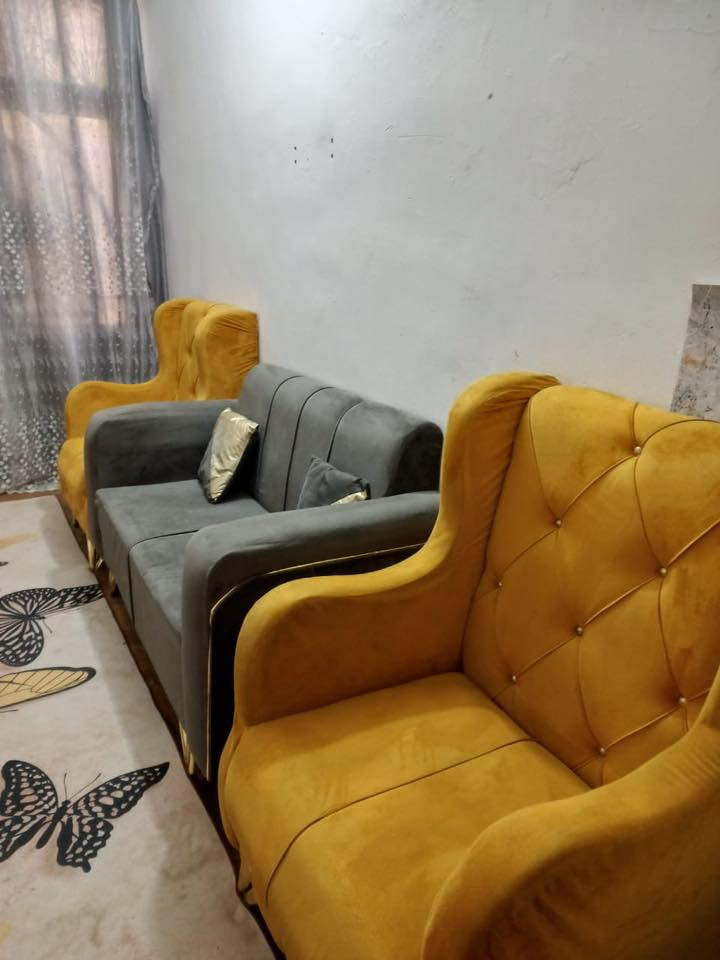 بيع مستعجل تخم مستخدم قليل ونضيف جدا سبب البيع نريد ننتقل من البيت سعره ٢٢٥ مكان كربلاء شهداء سيف سعد الي يريدة يتصل ع هذا رقم ‭٠٧٧٢ ٢٦٧ ٧٣٠٨‬
