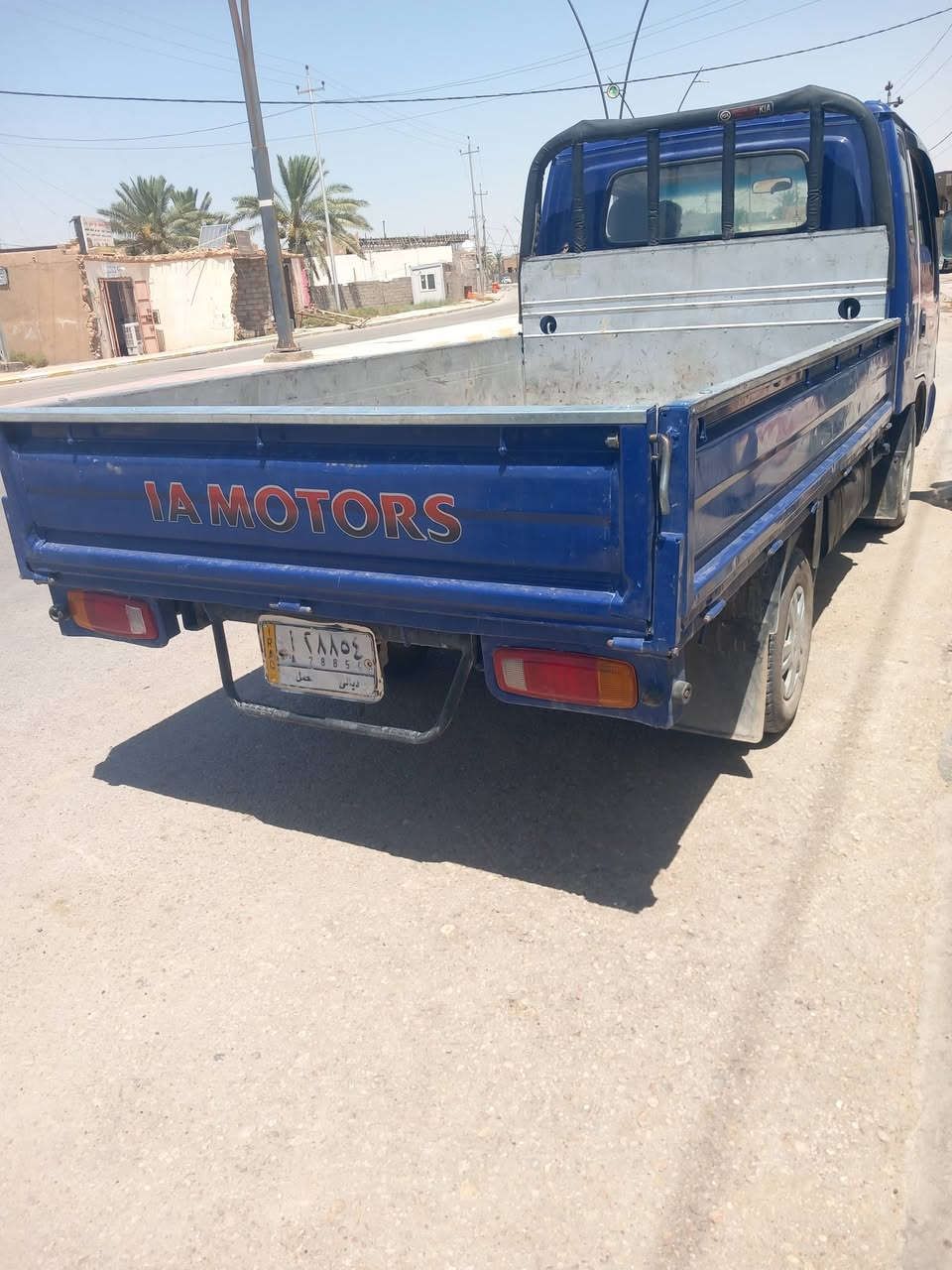السلام عليكم اخوان سياره البيع موديل 2001 رقم دياله تحويل مباشر رقم شاصي واضح محرك وكير وكسن شرط سعر 65 وبيهه مجال بسيط عنوان الانبار القائم ***********
