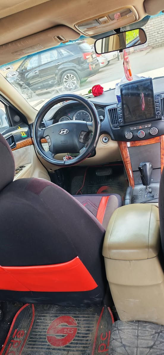 هونداي سوناتا
موديل 2009، محرك 2400
 والسنوية لحد 2030
رقم دهوك وارد امريكي، ، بأسمي،  
جاملخ كدام مصبوغ من الشركه بامريكا

تخم تاير، تبريد ثلج وتدفئه ممتازة وكير ومحرك وصدر أمامي وخلفي كله ممتاز السيارة خير من 
مواصفات السيارةسويج ريمونت ، لايت بلوجكتور زنون، ويل كب5 
السعر 125 وبي مجال شوية مجال
للاتصال *********** .
