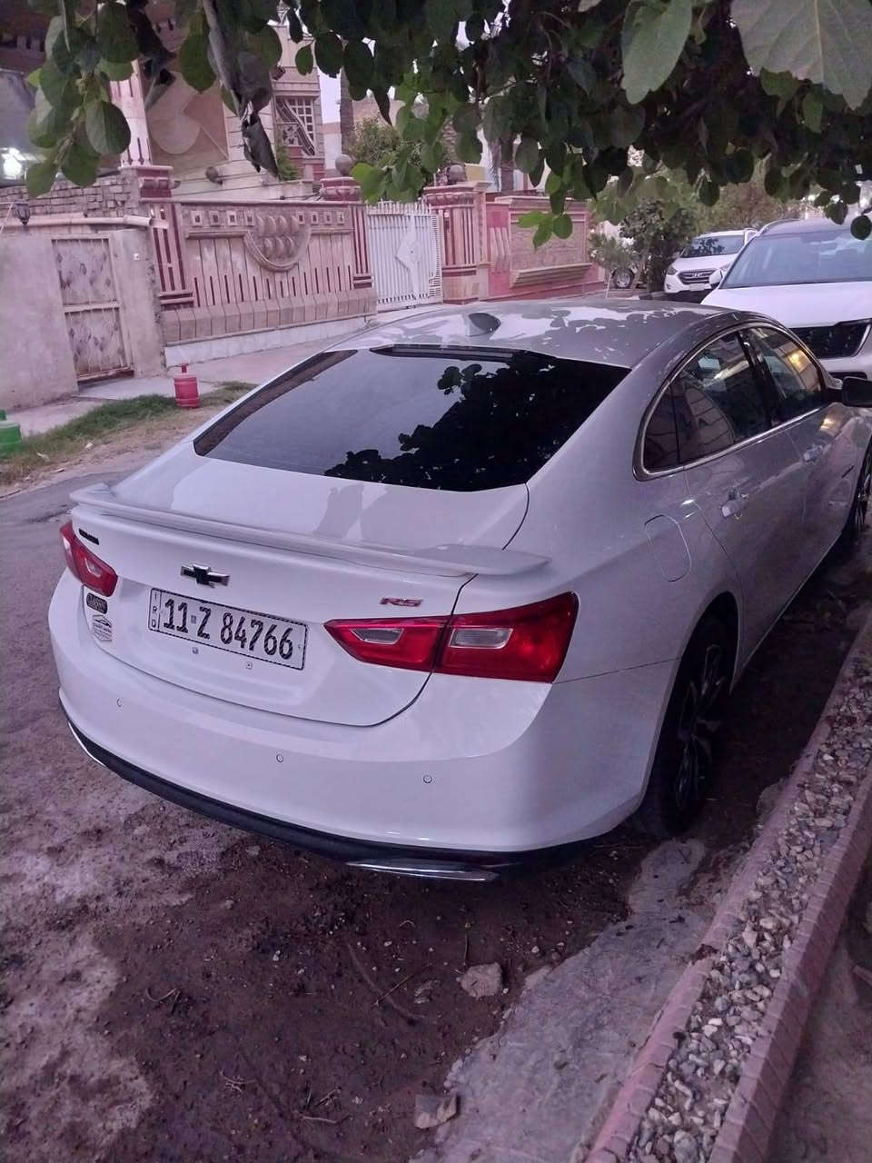 ماليبو ٢٠٢٤ rs وارد امريكي
حادثها موضح بالصور رقم بغداد باسمي.
السيارة جديدة ماشية حاليا ٣٠٠٠ ميل فقط.
تايرات الشركة نفسهن 
السعر ١٣٥ ورق 
للاستفسار: ***********
