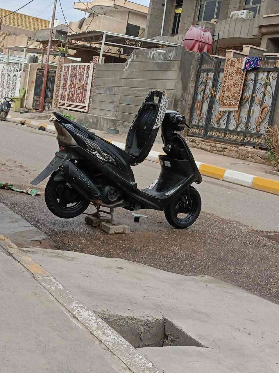 السلام عليكم 
ماكس عدله للبيع 🚳
مكينة 49 
 مفتوحة مبدل بس ولفات فقط فقط👈🏻👉🏻
كفرات مختمة وية المكينة كلة ختم واحد 🖤
السوادات ختم واحد 🖤
كهربائيات كلهة شغالة 👍🏻
دبلات بلاد🫠
ويالة بلاد🫠
زوج تايرات جلاتين جدد 👍🏻
للستفسار متواجد خاص 24ساعة 🫠
عنوان دراجة واسط صويرة📍
ملاحضة :مو شراي لاتعبني 📍
@إشارة


**إذا كنت صاحب هذا الإعلان وتريد حذفه لأي سبب، رجاءا أرسل رسالة إلى الدعم الفني**