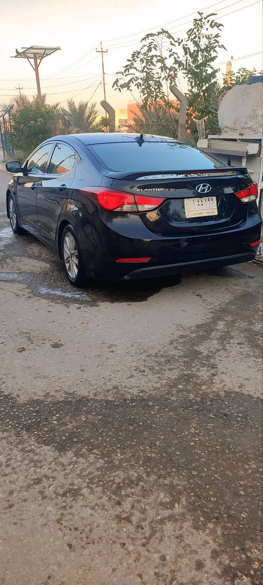 السلام عليكم النترا موديل 2015 رقم قادسيه سنويه لغايه 28سياره وارد امريكي بيهه قطعتين صبغ بنيد و جاملغ امامي بدون دواخل ولا اي ضرر تجي وتفحص سياره  جاهزه من كلشي حداديه تخم تاير مكينه وگير سياره مال جناي واحلا من صوره بعد مكاني ديوانيه قضاء الشاميه السعر (١٠٥) وبيها مجال ***********
