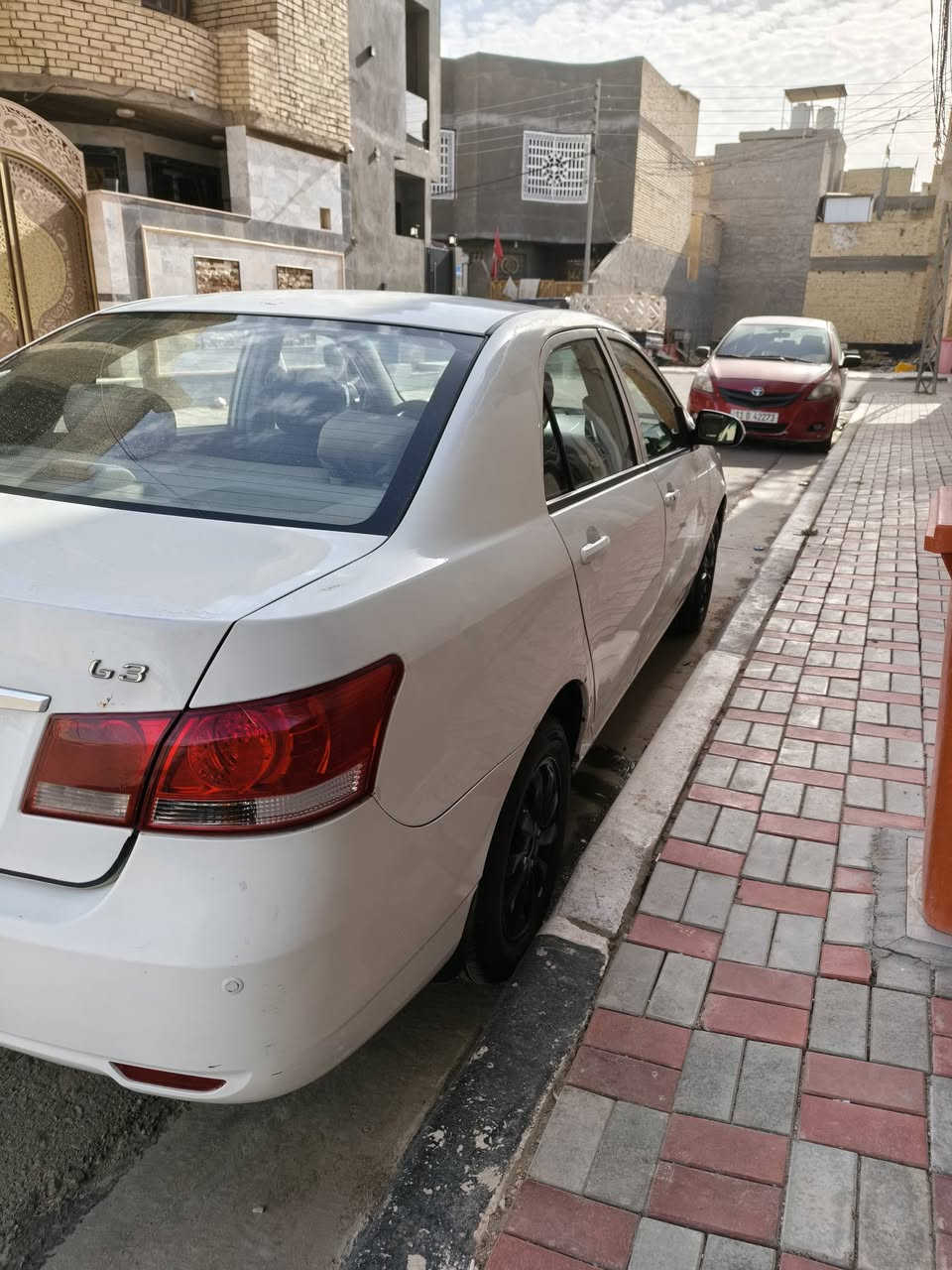 BYD  G3
گير عادي المرغوب 
السيارة كلش حلوة 
بيهة قطعة وحدة صبغ 
تبريد شغلات
تخم تاير جديد
مواصفاتهة معروفة من فتحة وكامرة وشاشة وحساسات
رقم كربلاء بإسمي
مكان السيارة هم كربلاء 
السعر 5800 دولار
يعني 58 ورقة وبيهة مجال


**إذا كنت صاحب هذا الإعلان وتريد حذفه لأي سبب، رجاءا أرسل رسالة إلى الدعم الفني**
