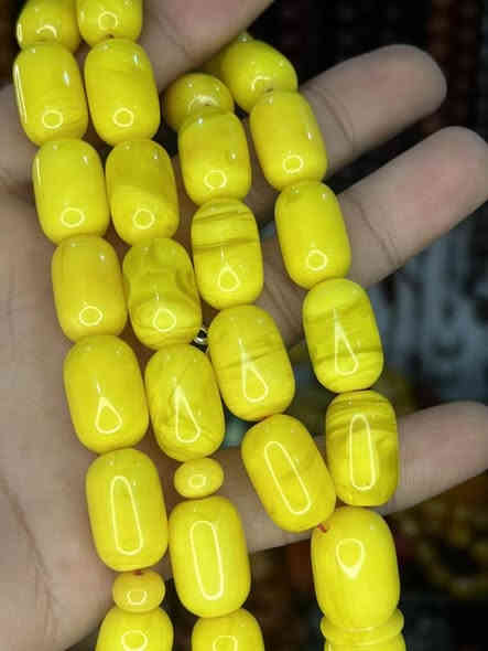 سندلس خام قديم مكتبي خراطه جديده لون وتعريق جميل جدا
75g
35خرزه
18/13.5mm
للتواصل واتساب
***********
