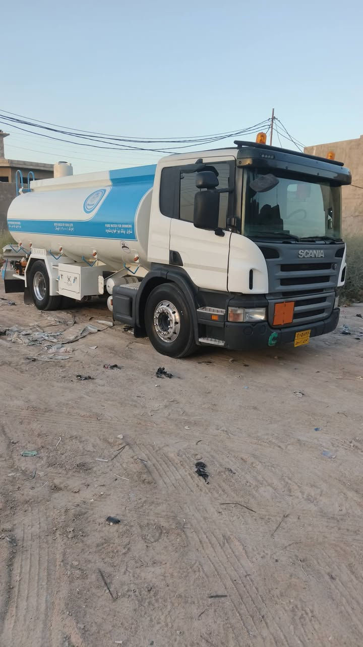 السلام عليكم سكانيا البيع مديل 2010 محرك انجكسن كير ماسحه ***********
