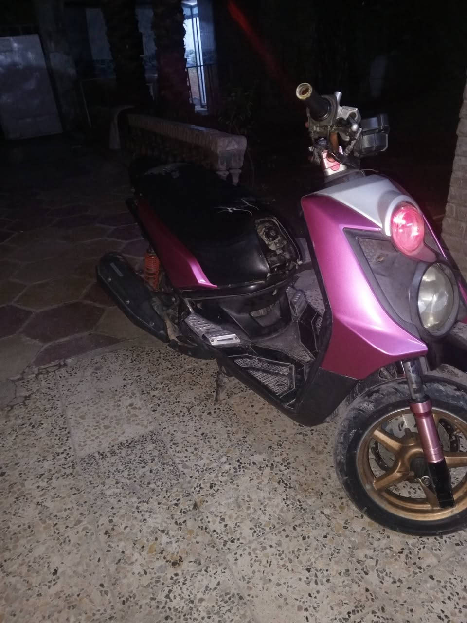 السلام عليكم
سكنس جبل فحل 
موديل 2014
كفرات تجاري بگ لايت ابو النضارة 
دبلات رياضي مكينة ممفتوحة 
السعر 850قفل بغداد المدينة 
***********
