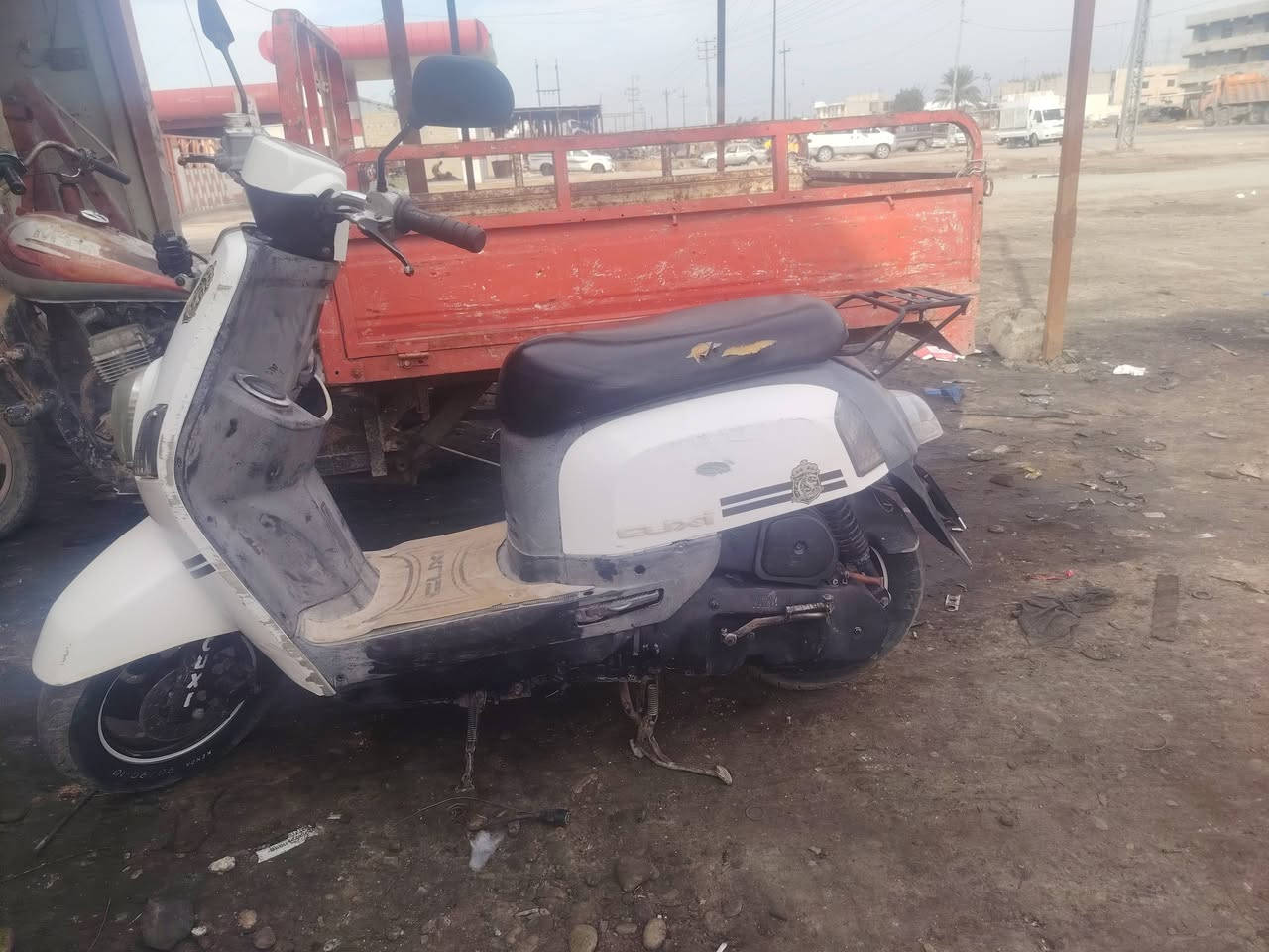 دراجه للبيع رمبه السعر 700 وبيها مجال العنوان ديالئ جامعه ديالئ مكلف بنشر هذا رقم صاحب ادراجه***********
