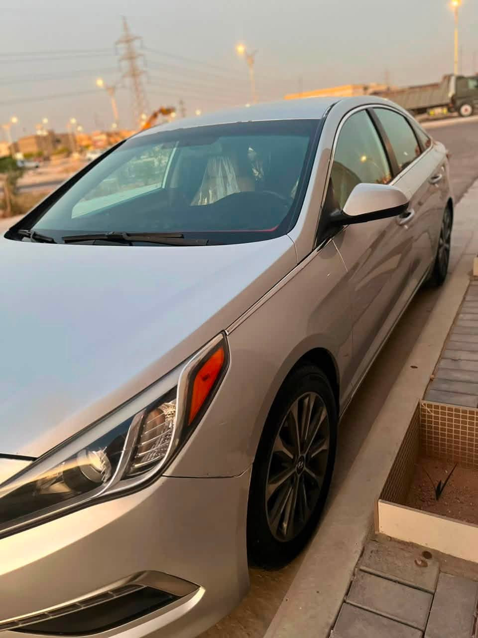 سوناتا ٢٠١٥ جديده عله وضع الشركه مابيه نقص برغي 

شرط كيرر محرك مامفتوحات حداديه وتخم تايرر  وباتري جدد

حادثه خلفي جاملغ +قبق جنطه +باب خلفي كلير 
   
لتواصل والاستفسار الاتصال على الرقم 
***********
مكان كربلاء سيف سعد
