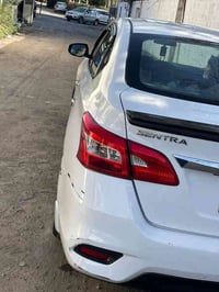 السلام وعليكم  نيسان سنترا 2018   امريكي نص موضفات   شاشه تحكم. 3 انضم...