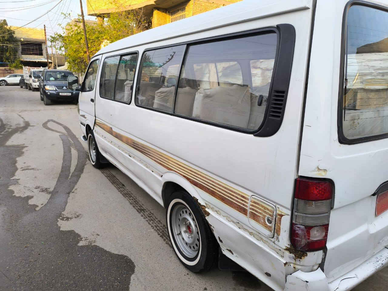 سلام عليكم فتون موديل 9 سياره كير محرك ونجي اكسل هايسه كله ياباني مكفولات لاخير دوشمه زينه كهربائيات كلها شغاله ماكو شي ما يشتغل رقم بغداد عليها غرامات ابيع كوم حديد سياره تجي واشوفها بعينك سعرها 28 مكاني بغداد حي اور رقم الهاتف ستفسار ***********
