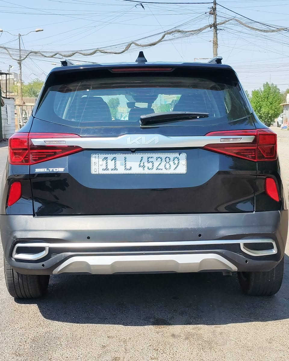كيا سيليتوز موديل 2023
السعر 145$وبيه مجال
وارد امريكي حادثهه جاملغ امامي بدون دواخل
محرك 2000  دوش المرغوب ماشيه ٣٩
فول مواصفات للخير ١/١ 
بصمه تشغيل وبصمه ابواب فتحة سقف قطعتين تبريد
تشغيل عن بعد فور ويل قياده ذاتيه
 كشنات جلد كشنات كهرباء تدفئة كشنات
تحديد مسار تحكم ستيرن مثبت سرعه رادار امامي خلفي تنبيه خروج عن الطريق تحكم قياده ثلاث وضعيات يكو + سمارت + سبورت مانع تزحلق
مانع منحدرات ابل كار بلي + اندرويد
نظام ملاحه بلوتوث مدخل شحن امامي خلفي واير لس
ويل كب تخم تاير جديد  مكان سياره
 بغداد مدينة الصدر
***********
