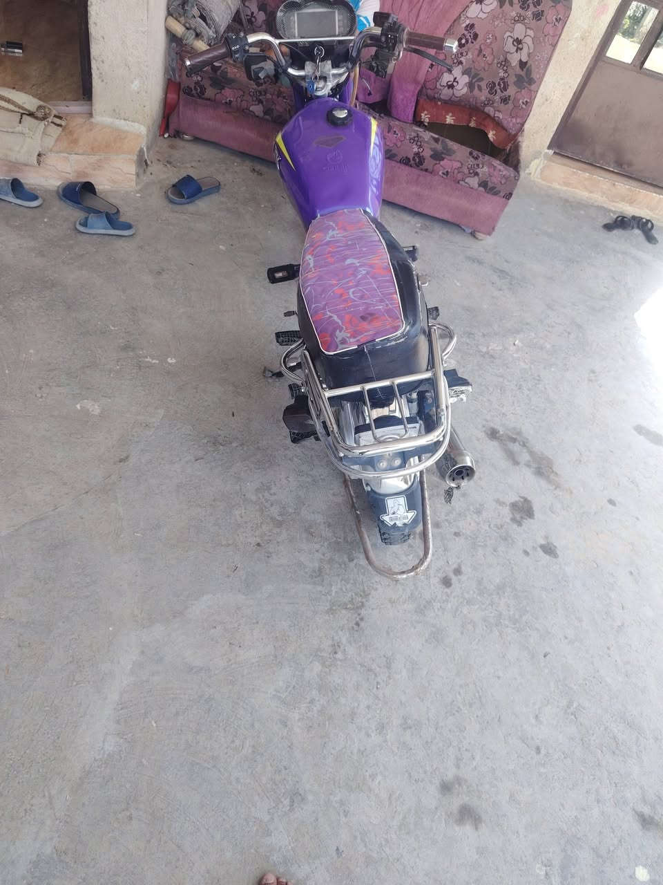 سيفان 23نضيفه مراوس بتايگر حسب لقناعه😀✋


**إذا كنت صاحب هذا الإعلان وتريد حذفه لأي سبب، رجاءا أرسل رسالة إلى الدعم الفني**