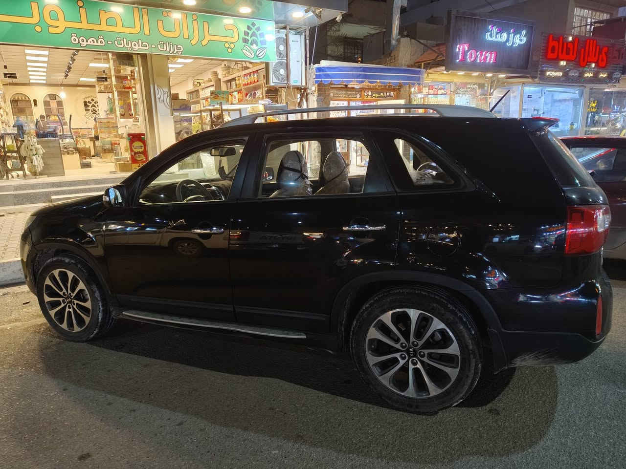 للبيع او مراوس بكم اوتماتيك فول مواصفات خليجي 13موديل الشكل الجديد 6سلندر 7راكب 3قطع تبريد فول بصمه تشغيل وأبواب لا ضربه ولا صبغ بسعر160 مناسب مكاني تكريت ***********
