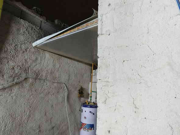 بيت للبيع مساحه 100 متر قرار محكمه زراعي 
 بي غرفه 5×5 وصاله 7ونص×5ونص
 ماي كهربأ وطني مولده جاهز  
ارضيه بورسلين جديد عالي عن الشارع سقف سندويش 
السعر 15 وبي مجال 
العنوان كوفه علوة الفحل خلف مشروع الماء
‏‪***********‬‏ واتساب
