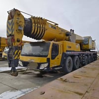 ونش XCMG ٢٠١٢ • ٢٦٠ طن • ٧٠م بوم