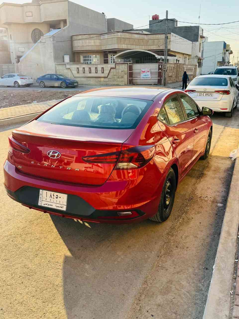 سلام عليكم النترا قادسية 
موديل 2020 امريكي حادث بنيد مبدل فقط  وجاملغ ونص باب راشيهن ملاون باقي سياره مكفولة سياره جديده وجاهزه معنه كلمه منقصها كلشي ماشية77  مكينه 2000 مامفتوحه تبريد ثلج تتفئه تخم تاير جديد حداديه جاهزه من كلشي مكاني الديوانية حي الجامعه 
سعر 120 وبيها مجال بالعافية ع يأخذها 
اللاستفار تواصل ع رقم ***********
