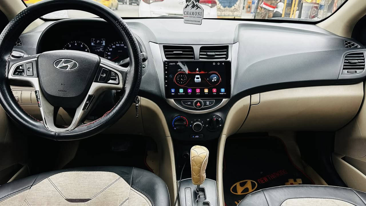 السلام عليكم
اكسنت مظلع 2016
محرك  1400
نضام Eco اشاير بالمري كير ومحرك مكفولات الصدر جديد تايرات جديده تبريد ثلج السياره كلش نضيفه ارضيه مغلفه جلد السياره كلش نضيف 
السعر 105 وبيه مجال للطيبين 
العنوان بغداد ***********
