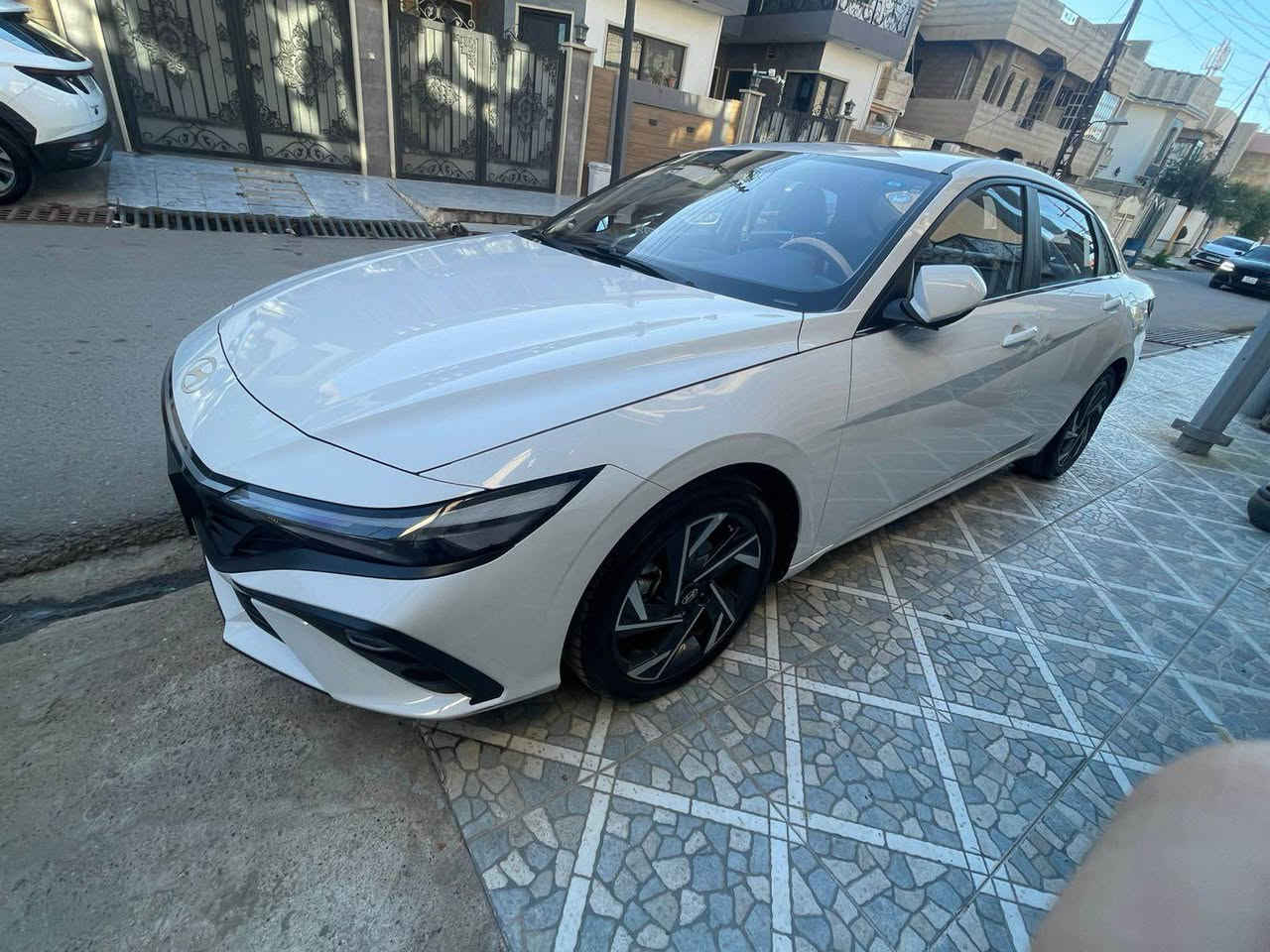 النترا صيني 
موديل ٢٠٢٤ ماشي ٢١ الف 
بيها ضربه بالبابين ممعدله ولا مصبوغه وبيها بعض الملاحضات 
السعر ١٣٤ 
*********** أربيل, العراق
