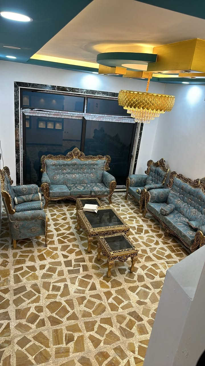 منزل حي الملايين الأولى خلف الگمرك ١٢٥ متر واجها ٨،٣٥ * ١٥ زرعي قرار ٢٥ ملك صرف حق التصرف وبي كرت بلديه 
بناء حديث نظام عباسي 

الطابق الأول هول ٦*٤ 

غرفة ٥*٤

مطبخ الحار + مطبخ بارد 

صحيات

الطابق الثاني 

استقبال ٨*٤ 

غرفه سويت ٥*٤ 

غرفه ٤*٤ 

صحيات 

البيت نظام حديت دكتات. فول صرف جبسمبورد كاشي كهربائيات ضمان واجها سيراميك + مرمر + حلان 

يحتوي ع مطبخ bdf

 السعر خاص


**إذا كنت صاحب هذا الإعلان وتريد حذفه لأي سبب، رجاءا أرسل رسالة إلى الدعم الفني**