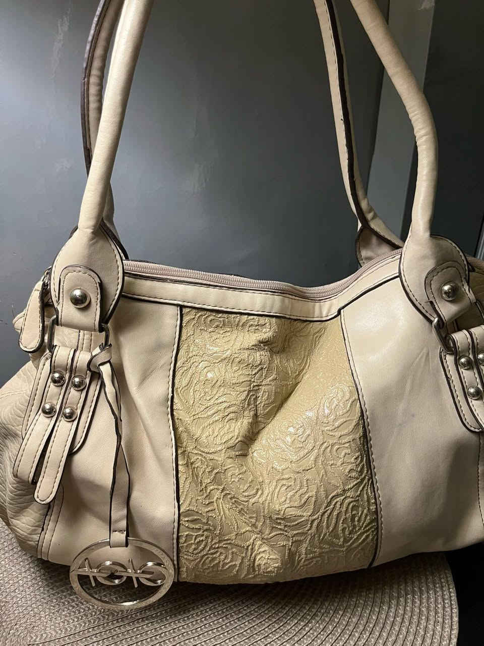 جنط اوربي باحدث الاشكال وارقه الموديلات توصيل بغداد 5 محافظات 6 🚕


**إذا كنت صاحب هذا الإعلان وتريد حذفه لأي سبب، رجاءا أرسل رسالة إلى الدعم الفني**