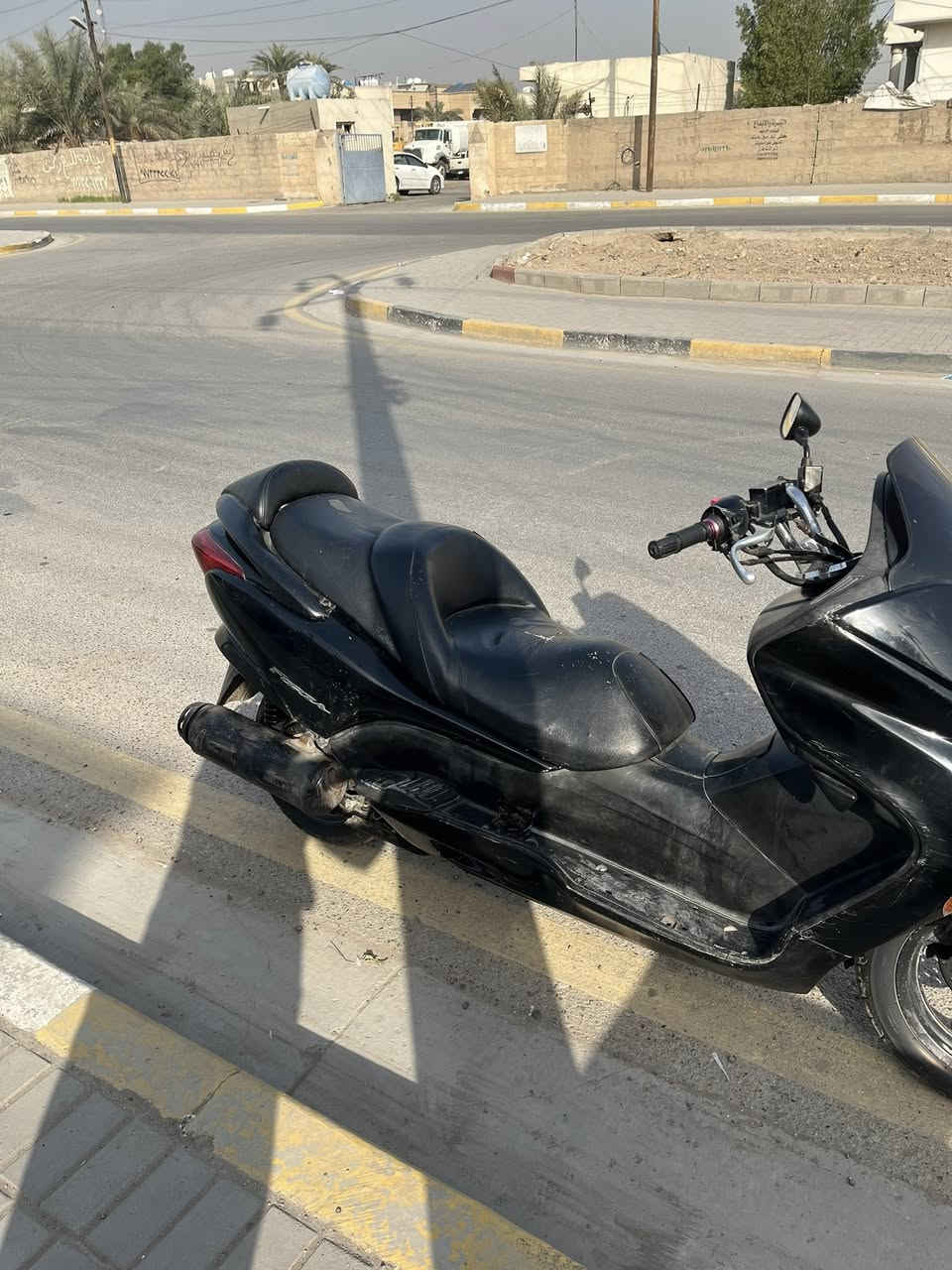 سلام عليكم فورزة صفر 8 دراجة حلوة وناعمة ونظيفة دراجة مكينة خير من الله شلعة ومعدل تشك الكاع دراجة مداريها كـلش وتايرات جدد ودسكات امامي خلفي جدد دراجة جاهزة من كلشي سعر 725 وبيها مجال حك جية مكاني بغداد سيدية رقم ***********
