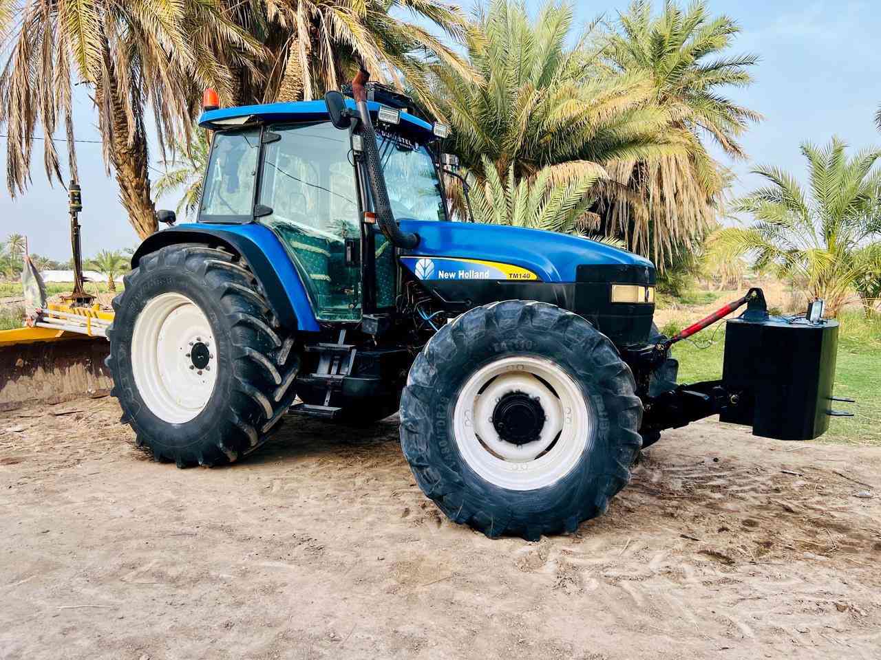 السلام عليكم
من رخصت الادمن  للبيع او مراواس  بحجم ازغر مكين نيوهلند حجم 140 TN نص اوتماتيك كير عصا  مكينه خير من الله جاهزه للعمل مباشر ما ذب عليه ولا الف   موديل 2007 رقم اربيل وكاله عامه تحويل مباشر  مكينه كل نقص ماكو  كهربائيات  شركه تبريد ثلج. تخم تاير باكيت  
+ دسك 24 جديد ما مشغل  شي بصيد تفاصيل اكثر ***********. او
***********9 واتساب  غير متواجد عله الفيس
