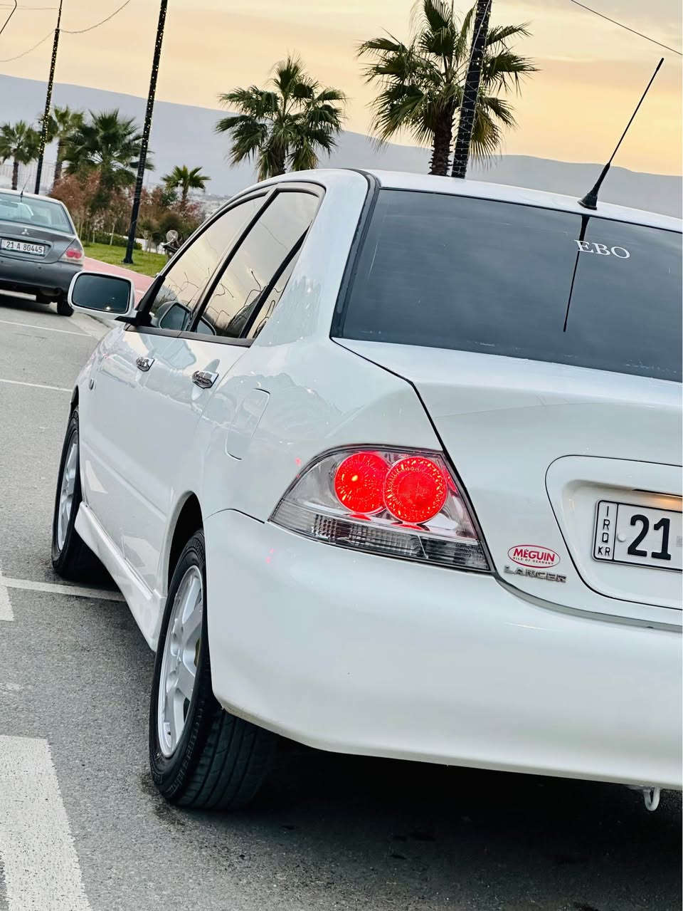 لانسەر 2007 فول مواسەفات کوێتی
گێرو مە کینە بە شەرت مەکینە گەورە 4 تایەی تازە دەسک ستیل ناو زەرد فۆرمیکا دەبڵ ئێرباگ ABS دۆسە سپۆرت ویل کەپ سویج کۆنترۆل شاشە و کامێرا گەرمی و ساردی مەزبوت 4 پارچە بۆیاخ سەنەوی تازە بەسەرچوە سەیارەکە مالی دۆستە  نرخی 78$ مەجالێکی زۆر کەم 
***********
*********** السليمانية, العراق
