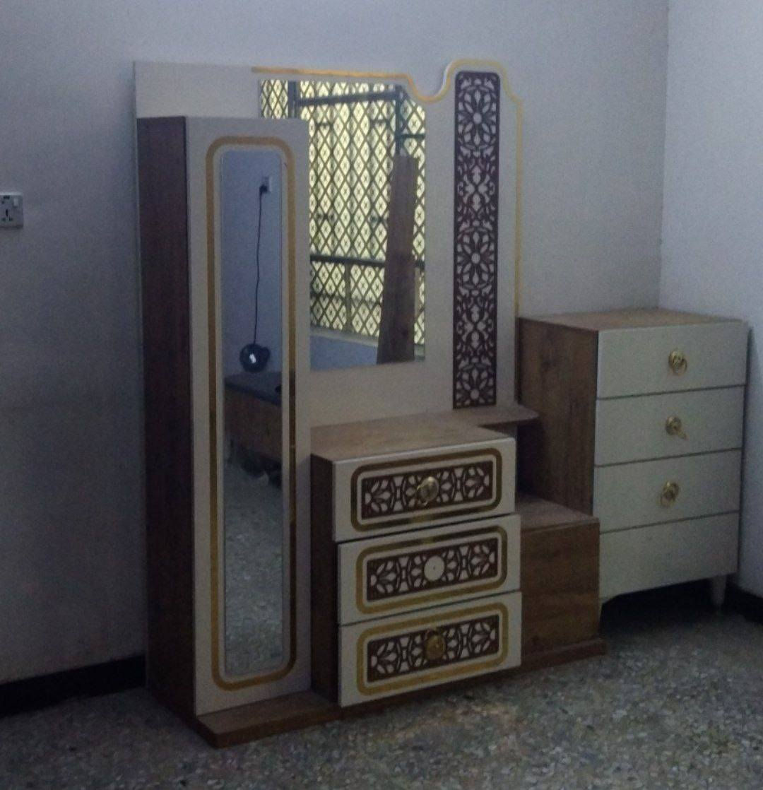 غرفه تركيا ١٠ قطع للبيع السعر ٨٠٠ للاستفسار الاتصال ع الرقم***********
