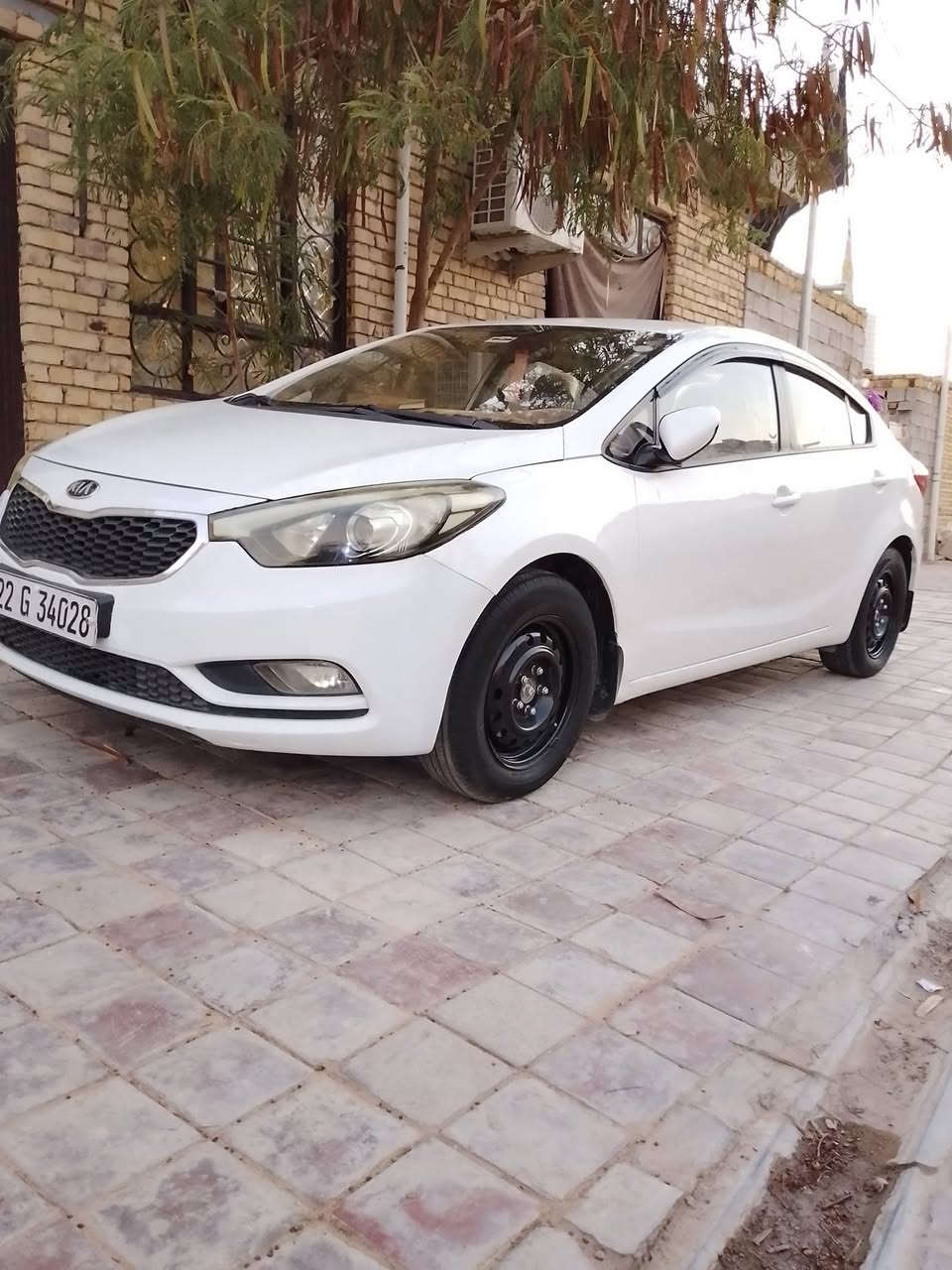 سلام عليكم سيراتو موديل 2014 مكينه 1600 كير وتبريد مكفول بيه صبغ داير مال جاملغ الخلفي جهت العبري رقم أربيل جديد حداديه جديده تخم تاير وتخم ويل موصفات نص فول ترهم مراوس حسب قناعه مكاني نجف كوفه


**إذا كنت صاحب هذا الإعلان وتريد حذفه لأي سبب، رجاءا أرسل رسالة إلى الدعم الفني**