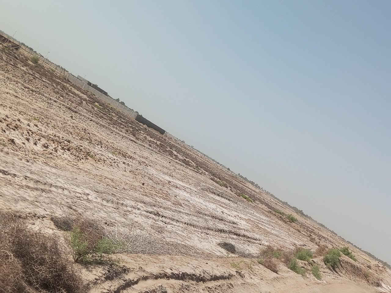 سلام عليكم أرض طابو زراعيه للبيع طريق ديوانيه دغاره قرب معمل الطابوك 11دونم نزله التبليط الجديد  تصل ***********
