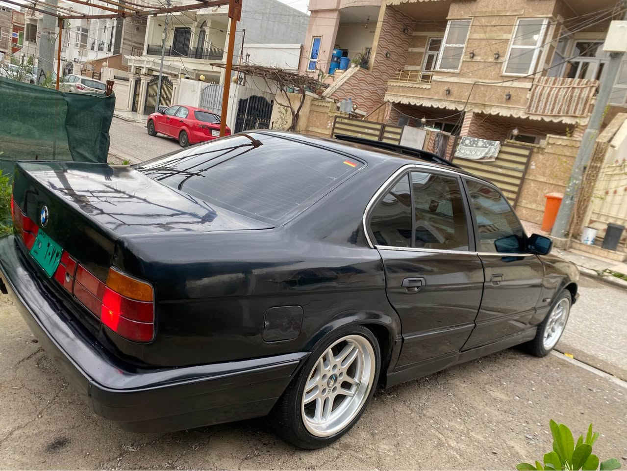 بةناوي خواي گةورةو ميهرةبان بييم موديل٩٢ ئارم پلاستيك ٥٢٥ گيرحادي سلايت جوار جام كارةبا گوي بةرخ كوشين پةروكي بيلادي دةژبول يرباگ كارةبايي هةموي يش دةكا بةشةرت سيارةكة ليداني پشتي هةيتي جاملخي پشتي بةس باقي هيجي تري نية موسو براوةي بةشةرت گيرومةكينةو تةقةو رةقة بةشةرت ليداني پيشي نية هيجي نية لوكة سيارةكة ماشالاي دةوي بوياخي تازة جوار تاويلي يمي ١٧ لوك لوك لةسةر بيلادي دةحاميو شتي  پشتو پيشي توند جركةي تيانية سيارةكة  كلاجو حةنةي تازة سيارةكة هةموي جوانة وةسفي ناوي مشتةري ني بيزارم مةكة سحري ٣٧ كةمي مجال شوين هةولير أربيل, العراق


**إذا كنت صاحب هذا الإعلان وتريد حذفه لأي سبب، رجاءا أرسل رسالة إلى الدعم الفني**