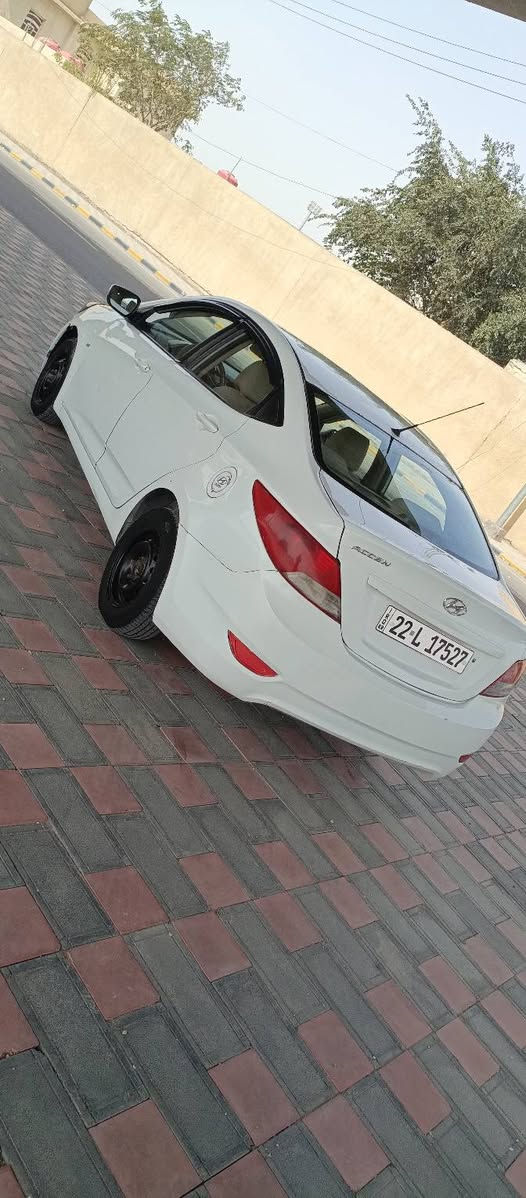 اكسنت موديل 2011شكل 2012رقم اربيل دولي الجديد (22)هزه وسنويه لغايه 2031قبل شهر حولتها باسمي تريد وكاله تحويل اني حاضر بيها رشات صبغ ابيع حزام حتى لا تعبك ولا تعبني بيها طخات اكفل من شواصي ولغود سياره نصبتها كلش حلوه وترايها 100/100فول عدا الفتحه مكينه 1600اصل قطرتين المرغوب فول تحكمات حسسات اشاير بلمري خمسه ويل عادي مع تخم تاير ABS/UBS داخل بيجي سياره جاهزه على اخر حبايه تعرفون صاعده هزه قبل شهر لازم جاهزه كير ومكينه وتبريد وحداديه وتخم تاير مكفولات السعر 79مكاني نجف رقمي للاستفسار اتصل ***********
