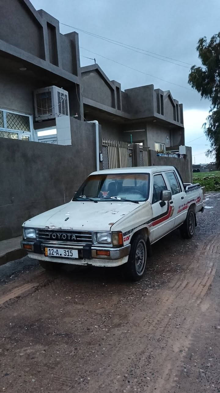 بيكم تيوت للبيع موديل 88 محرك ثري واي كير 5 نمر محرك كير اكسن بشرط تبريد تدفيه رقم ممير تحويل مباشر الاستفسار ***********
