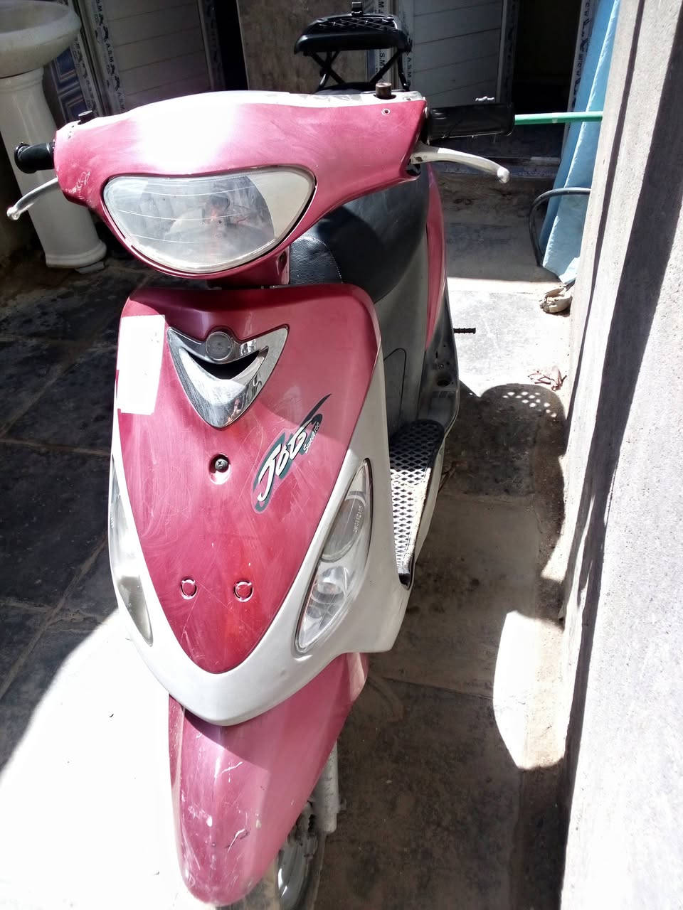 سلام عليكم ماكس ملقولي البيع دراجه ماعوزه شي كلشي شقال مستعجل عله بيعته السعر 600أو بيه مجال شي بصيط مكفوله من كلشي رقمي ***********
