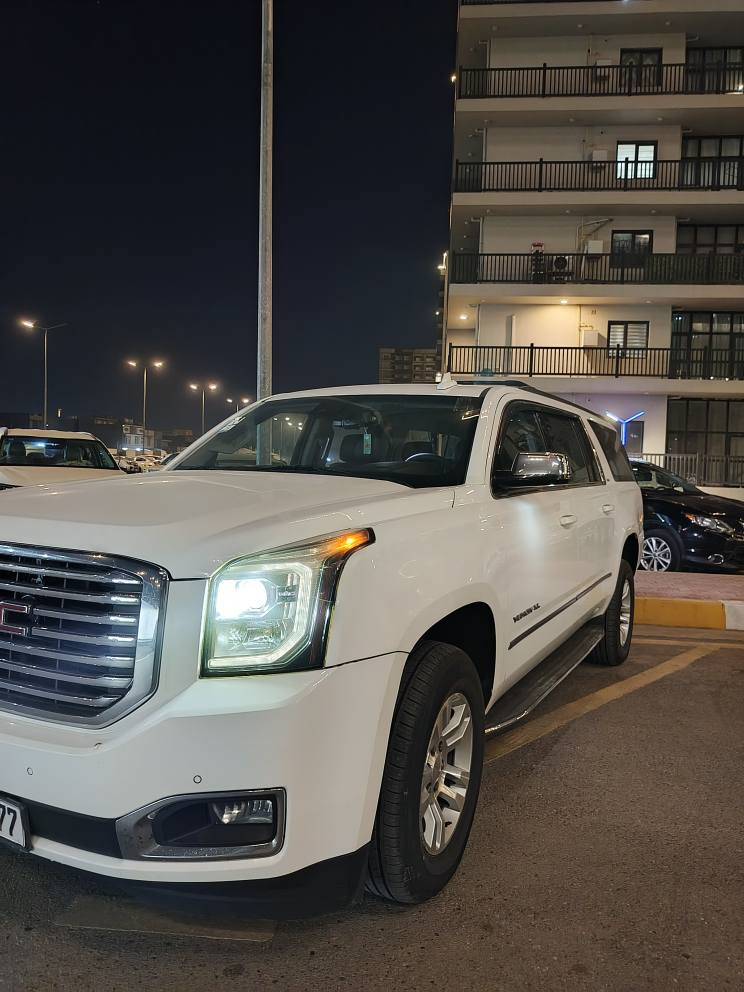 السلام عليكم 
جمسي xl للبيع مواصفات slt
فوول مواصفات موديل 2019
امريكي رقم خصوصي اربيل
طبله السياره كلش جديده
ومتصرف عليه جاهزه تخم
تايرات جديد وباقي المواصفات موجوده بالصور
حادثها سرقه مكينه وكير فقط وبيها صبغ3 قطع بدون دواخل
السعر 3 شدات
*********** بغداد, العراق
