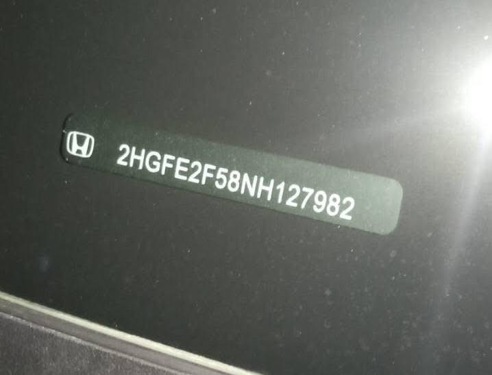 سلام عليكم سيارة هوندا سيفيك سبورت سيدان موديل  23 ماشيه 25 الف و قابل للزيادة
مواصفات 
• محرك 2.0 تنفس طبيعي 
• كاميرا خلفية
• 3 أنظمة قيادة 
• كاميرا امامية للتحذير من الاصطدام 
• مانع تزحلق 
• شاشة لمس قياس 9 إنش 
• نظام صوتي ممتاز وميزة الشحن اللاسلكي للهواتف.
• مصابيح أمامية من نوع ليد، تكملها مصابيح نهارية ومصابيح هالوجين أمامية للضباب
• مثبت سرعة 
• نظام التحذير من مغادرة المسار + المحافظة على المسار
• التعرف على المشاة 

حادث امريكا جنطة و طخة خفيفة بالبجم بدون ايرباك
السعر $159  غير قابل للتفاوض 
مكاني كربلاء 
***********
