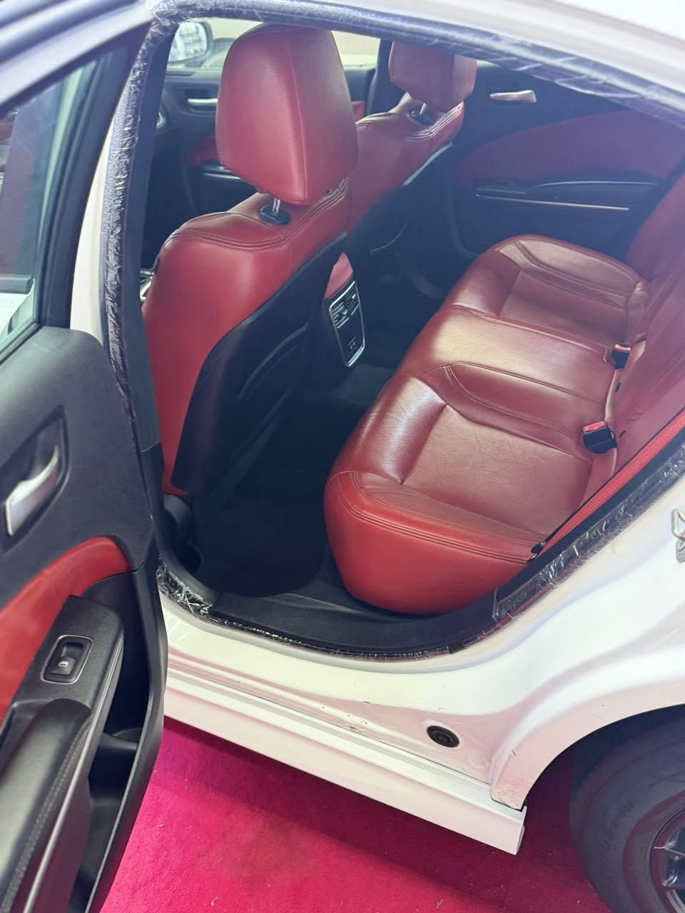 يا الله السلام عليكم اخوان  فقط مراوس RT 25/700
دوج شارجر مديل 2019 فول الخير. السياره 
ابيض غير محدد بسنويه قماره بلد سوده
فتحه سقف
مكينه 3/600 بلكارتون المكينه الكير جدد معنا الكلمه شاهد الحسين
تبريد ثلج قطعتين
الحداديه كلش جديد اسم الطسه مابيه 
رقم بصره دوالي السياره مكانه بالبصره
شاشه جبيره معا كامه دواره+حساسات خلفيه
كشنات حضن ماروني جلد 
السياره اسم الخط ما طلعه بالحسين راعيها من دوام البيت
والسياره نصبته احلى من صوره بعد تجي وتكلب تاخذها الفحص همات يالله تراوس 
السياره فقط مراوس ب هيمي 5700 الون مميز كون نضيفه السياره مو البيع فقط مراوس
السياره طابه سرقه فقط. لا حادث ولا شوصي ولا الغد ولا جفيه شاصي مكفول من البدايه النهايه ملته اسم طخه مابي فقط سرقه تفاصيل ع الخاص مكلف بالنشر الريد يراوس طب خاص أنطي رقم راعي السياره بس مو طبلي عدا هيمي المكينه ملته دك بيها فرقة ام علي سياره مميز الون ونضيفه كون حته الو حادث عادي  وتحياتي الكم انشاءالله الرزق الجميع عدك فلوسك وعدنا حلالنا لاحد طب يعلق يكسر ب حلال الناس الله يرحم والديكم وتحياتي الجميع


**إذا كنت صاحب هذا الإعلان وتريد حذفه لأي سبب، رجاءا أرسل رسالة إلى الدعم الفني**