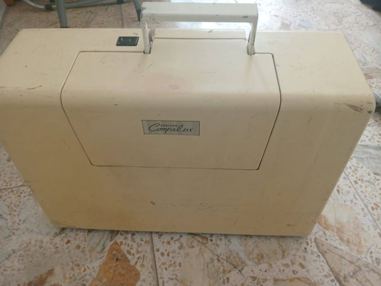مكينه براذر ام الجنطه نضيفه ما مشتغلين بيها سعرها 90 بيها مجال مكانه بغداد


**إذا كنت صاحب هذا الإعلان وتريد حذفه لأي سبب، رجاءا أرسل رسالة إلى الدعم الفني**