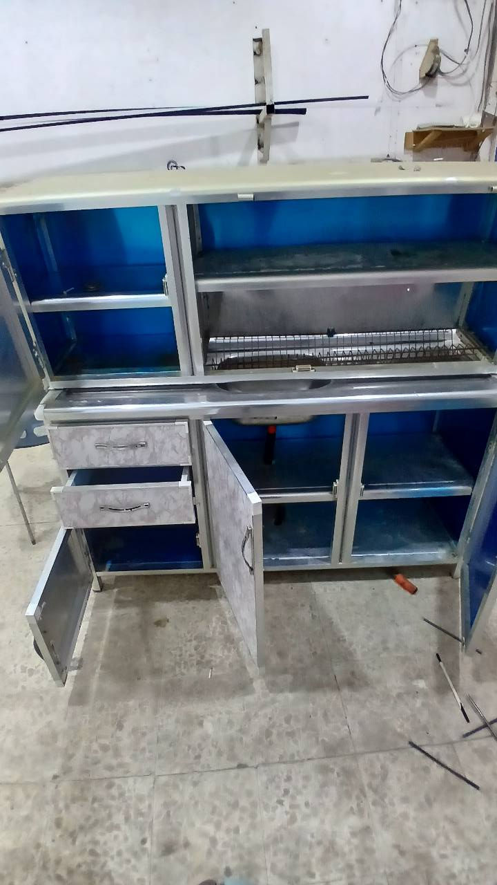 كونترات مستعمل نضيف سنك 
واحد قياس متر ونص 
الثاني مترتين 

كوفه حي ميسان قرب جوهره العرب *********** النجف, العراق
