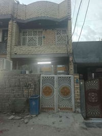 دار البيع مساحه ميت متر كامل عله اخر حبايه طابقين الطابق الثاني مامستخ...