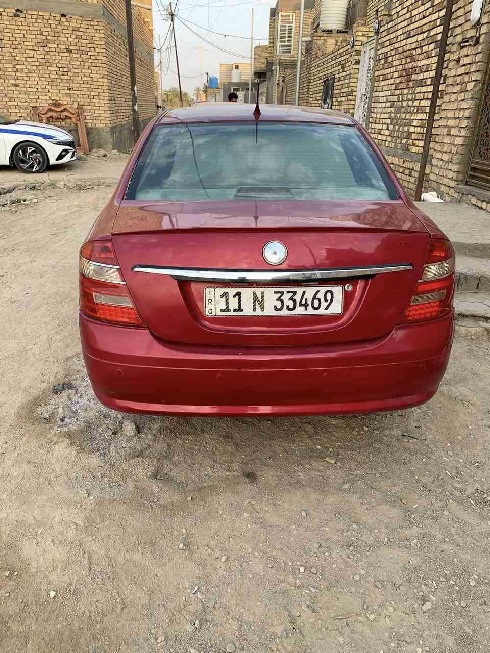 السلام عليكم جيلي موبل موديل ١٣مصبوغ الجماليه بدون ظربه  مكينه  وكير بلاديه كير عادي تبريد تدفئه لايت زنون صدر امامي خلفي كله جديد تخم تاير رقم بغداد  دولي بسمي تحويل مباشر سعره ٤٥وبيه مجال سياره بلواقع احل من صور 
تسوه اكثر الله شاهد مكلفتني اكثر من هاذا السعر بس صار عندي ضرف والحمدالله على كل حال السياره مال جناي ربع متصرف عليه  ***********
العنوان ذي قار سوق الشيوخ 
ورحمات الوالدي اذ مايعجبه المنشور يعبره
