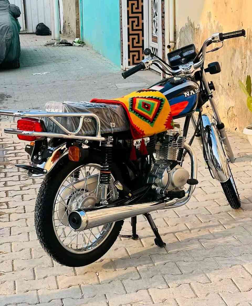 سلام عليكم دراجه للبيع إيراني شلامجه دراجه فول 7 أوراق مكان الكوت
للاستفسار ***********
