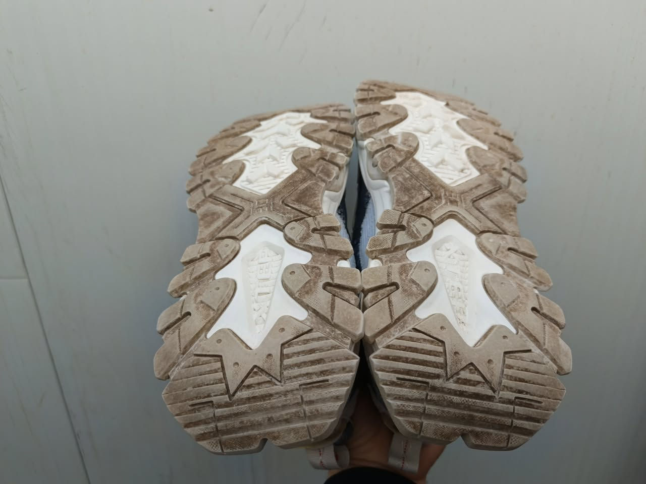 Xtep
نظافة لووك
95%

قياس43 

للحجز
خاص او واتساب***********
حصرا خاص او واتساب

انستكرام

https://www.instagram.com/yasser_alghazal?igsh=MTB6MnM4ODV1cGgxNg==

وهذا رابط صفحتنا ع فيسبوك

https://www.facebook.com/profile.php?
