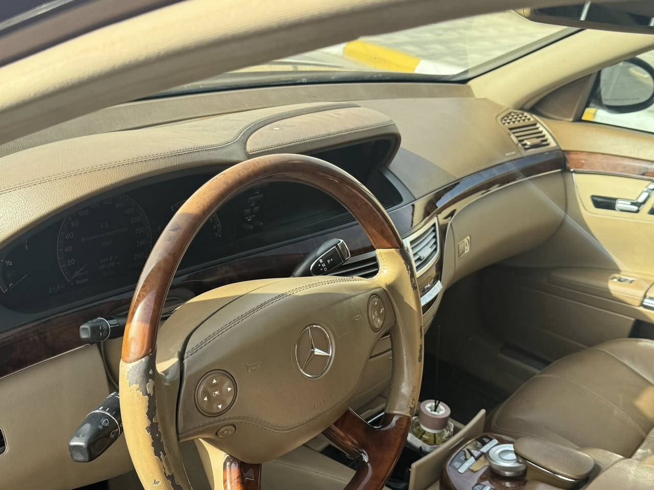 مارسدس اس كلاس 2010 S350  ( ادوات) 
متومه شغل مرتب جدا وشرط حاسبة
مكفوله من الكص والحادث وشرط الفحص 
السيارة جديده واحلى من الصور 
فول مواصفات باب طويل 
ابوب شفط 
بردات 
كشن الخلفي تحكم 
داخل بيجي
وباقي مواصفات ال S 

ب 95 وبيها مجال 

***********
