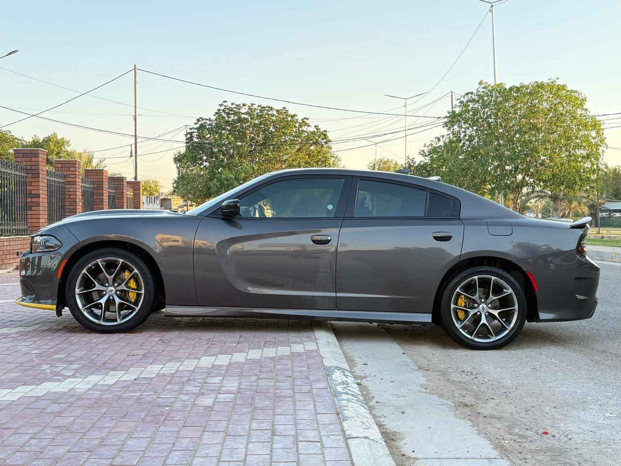 السلام عليكم
للبيع دوج جارجر GT موديل 23 مكينه 6 سلندر  3600 رقم بغداد مميز تحويل مباشر حادثهة ربع جاملغ فقط بجم مكفول دواخل مكفولات مواصفات شاشه جبيره كامره دواره كشنات تدفئه سماعات الباين تشغيل عن بعد حساسات خلفيه كشنات حظن ومعروفه بعد مواصفات الجيتي السياره بجمهة كبس ماملعوب بي والسياره مابيهة نقص نهائي للاستفسار*********** مكان السياره كربلاء السعر 235$ وبيهة مجال حك الجيه السياره حيل جديده وصبغ فقط الجاملغ الشراي يخابر وبالخدمه،
