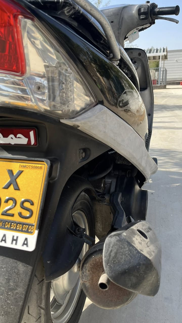 السلام عليكم 
دراجه ماكس منغولي دراجه رمبه صارلها شهر تقريباً من طالعه وماطالعه للشارع بس اروح بيها للدوام وارجع دراجه نظيفه وبرغي مامفتوح بيها كلشي بلاد مو شراي لا تجيني السعر خاص 
رقمي ***********
